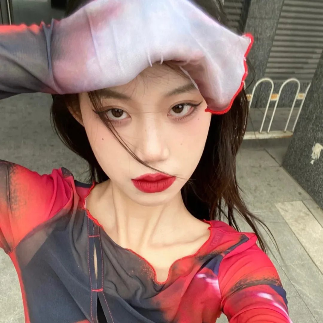 丛林少女之荒野逃生 在线观看